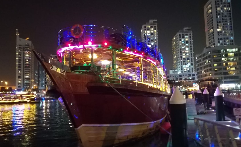 Dhow Cruise on Dubai Creek